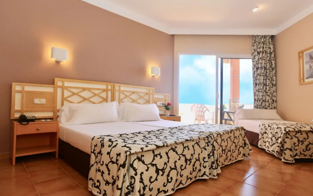 Hotel Puerto Palace