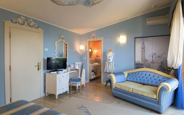Hotel Serenella