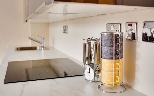 Modern Apartment in London with Sauna