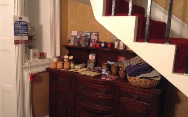Hundalee House Bed and Breakfast