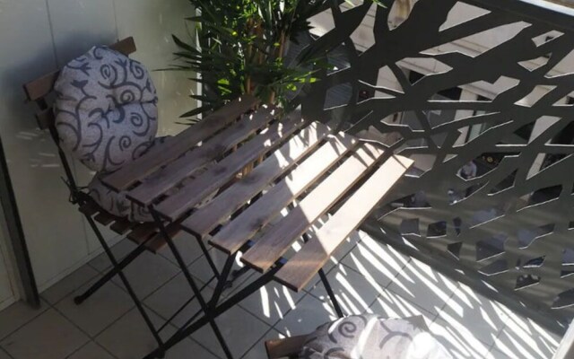 Apartment Champs Elysees - Saint Philippe du Roule