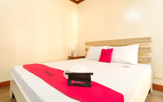 RedDoorz Plus @ Seaborne Hotel Subic Zambales