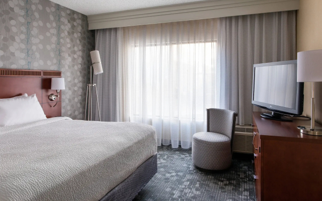 Courtyard Phoenix North by Marriott