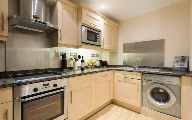 Platinum Apartments Next to London Bridge 9997