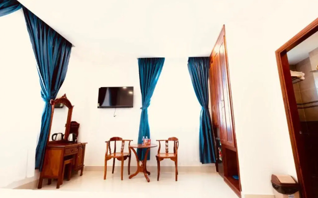Tuyet Hien Hotel
