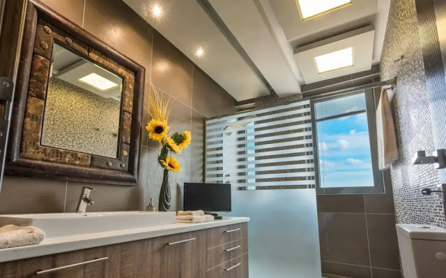 Artemis beachfront Villa