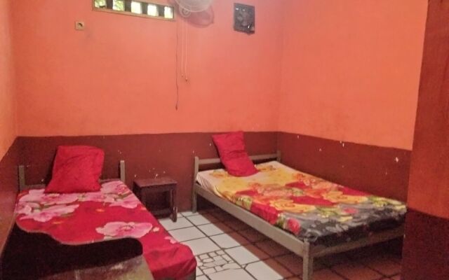 SPOT ON 92601 Penginapan Keluarga