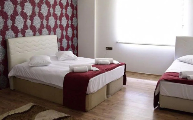Mars Otel
