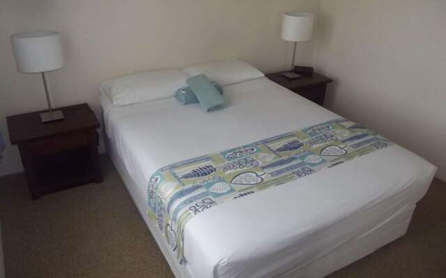 Pelican Shore Villas