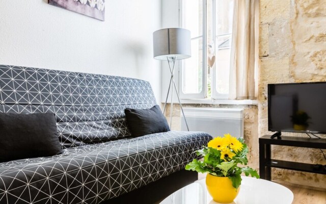 Studio With a Courtyard in the City Center