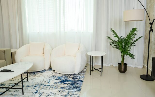 Nasma Luxury Stays - Marina Pinnacle