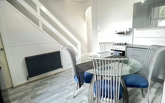 Beautiful 4-bed House in Ramsgate