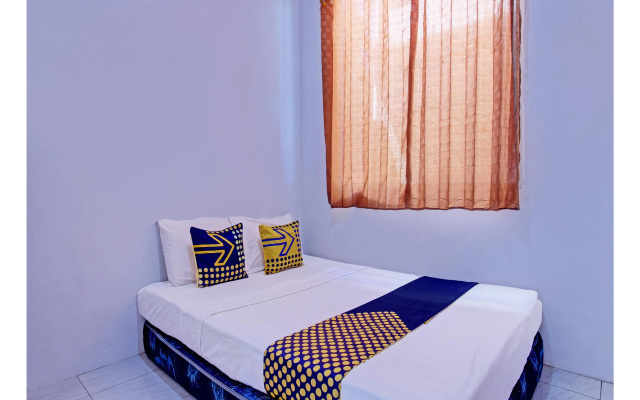 Hotel O Wisma Bani Pandi Syariah – Guest Rooms – Jepara