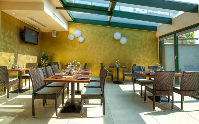 Fine Restaurant & Apartments