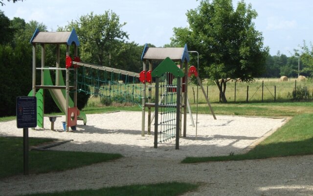 Camping La Croix Badeau - Chalet