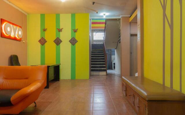OYO 789 Pelangi Guest House