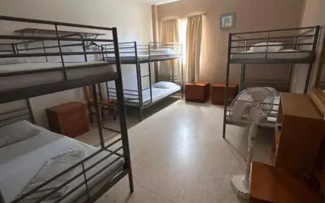 Emile Hostel