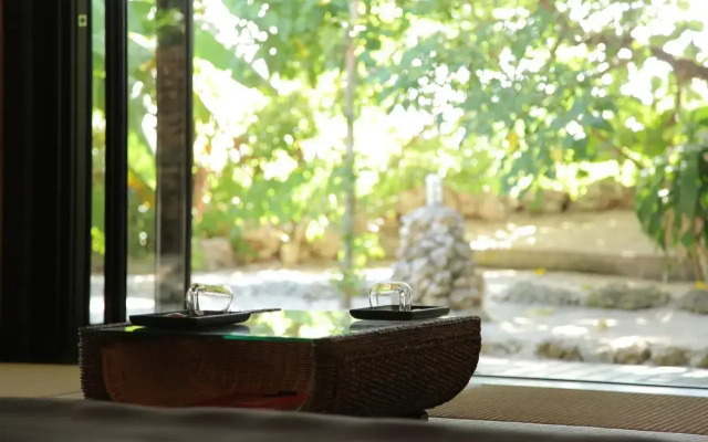 Taketomijima Akaneya