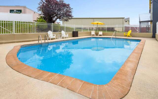 Days Inn by Wyndham Aberdeen