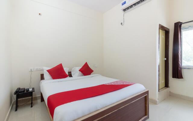 OYO 37427 Hotel Shannu Grand