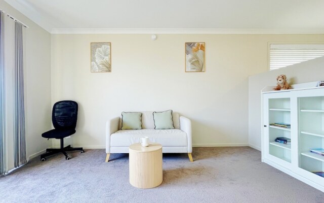 Saltwater Coast House by GoodLive