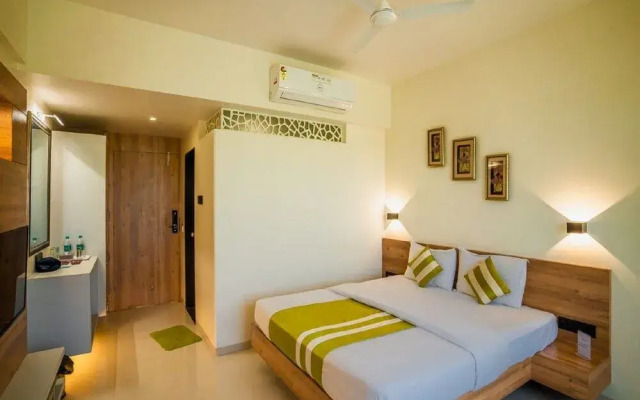 Hotel V Star by OYO Rooms