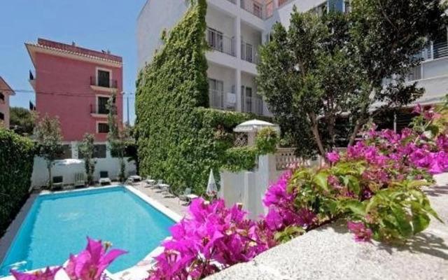 Hostal Ca's Bombu