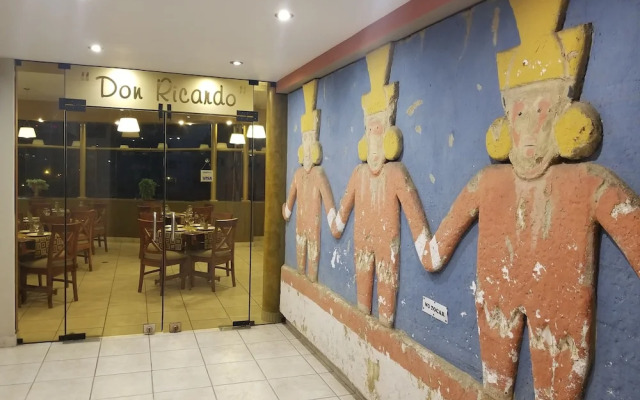 El Brujo Hotel - La Merced