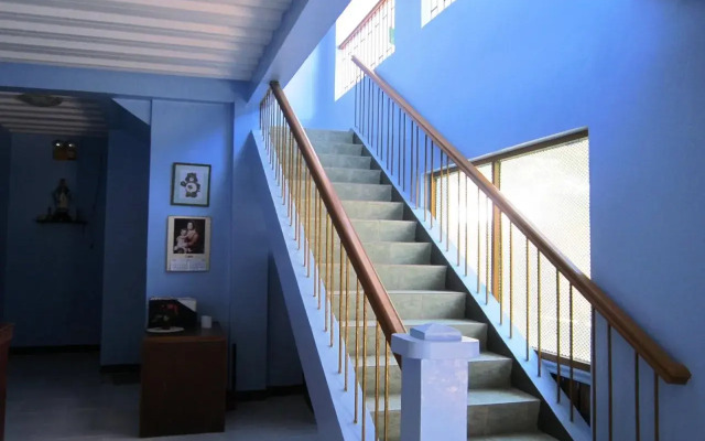 Liraz Ville Pension House