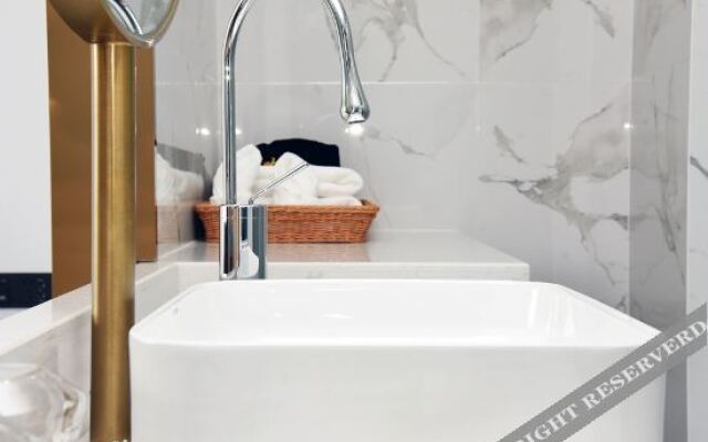 Elan Hotel (Xingtai Iron and Steel North Road Wancheng)