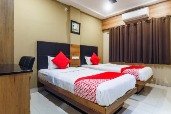 OYO 16400 Heritage Guest House