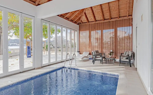 Villa Ponar With Swimming Pool