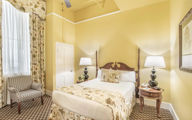 Menger Hotel