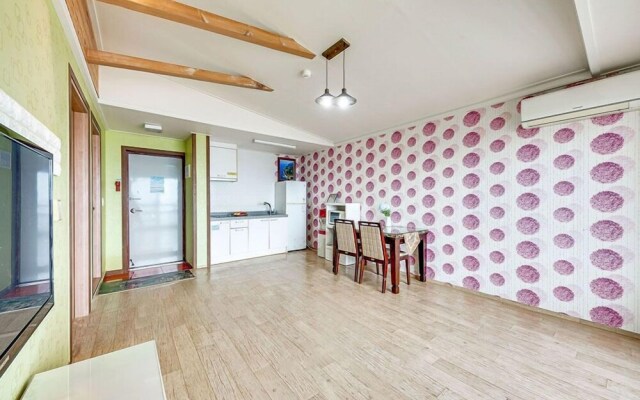 Yeongdeok Sea Village Pension