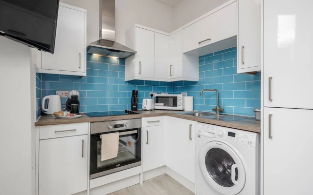 1 Bedroom Apartment With Wifi and Parking