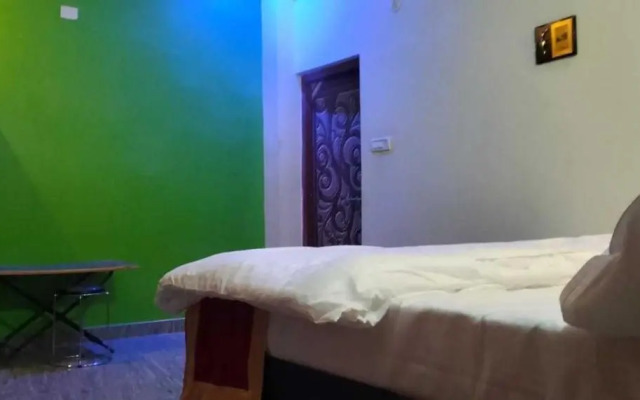 Spot On 701540 Dream In Hotel