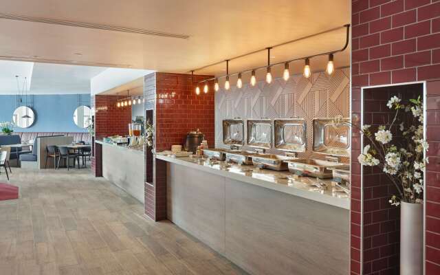 Hyatt Place London Heathrow Airport