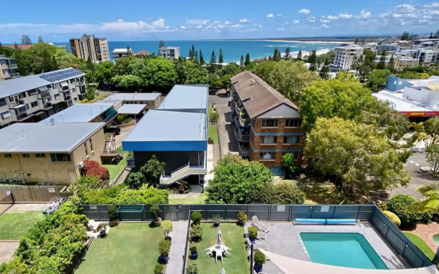 Cheltenham Apartments Unit 18 on Forty King Street