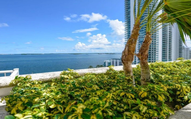 Icon Residences