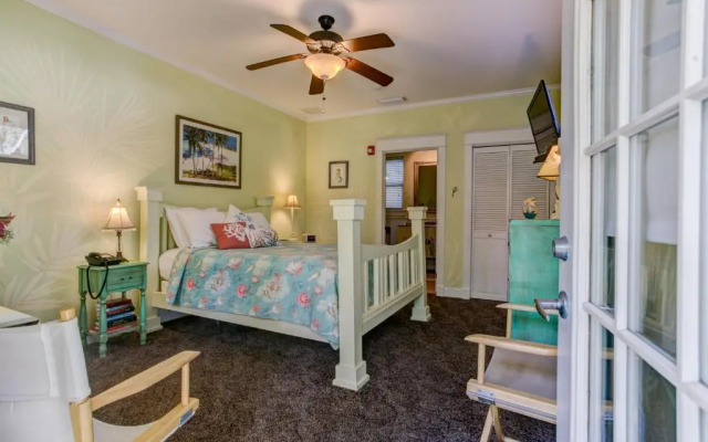 Anchor Inn NSB Bed & Breakfast