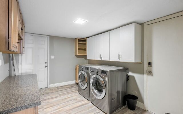 Rusty Spur by BlueBarrel Homes