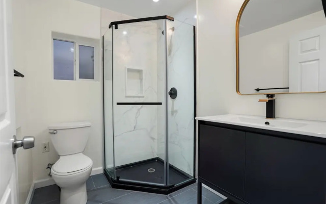 Cozy Private Rooms near SF Transpo