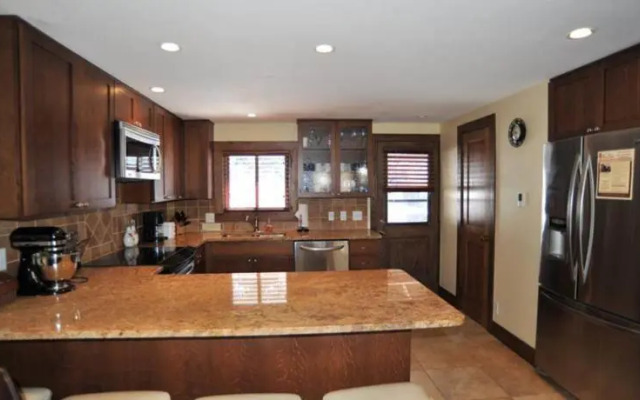 RedAwning Clubhouse #50