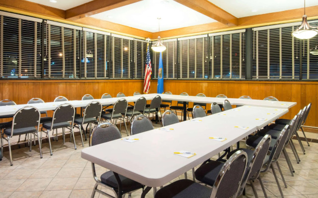 Travelodge by Wyndham Enid