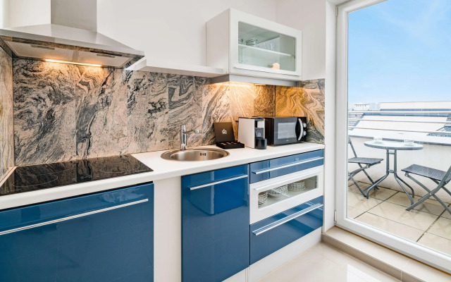 Best Western Plus Celebrity Suites