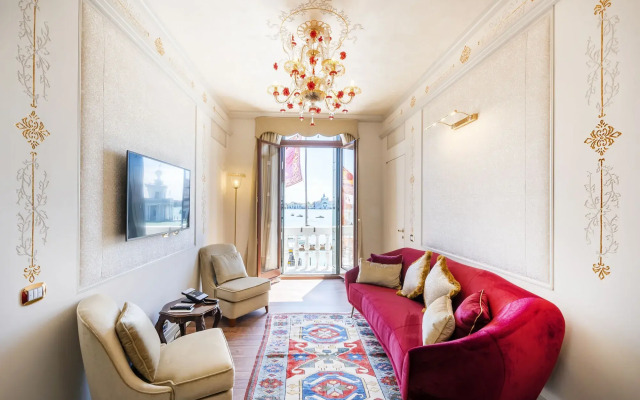 Monaco & Grand Canal Hotel