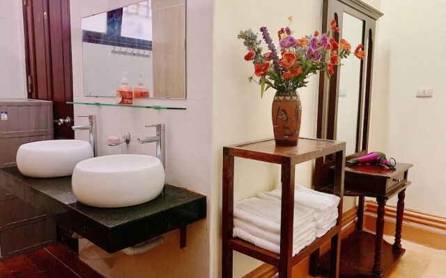 Tuna Homestay