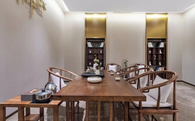 Hazens Hotel (Chengdu Chunxi Road, Tianfu Square)