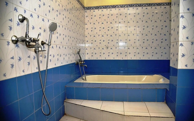 Hotel Saptarshi