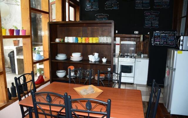 Escarabajo Hostel - Adults only